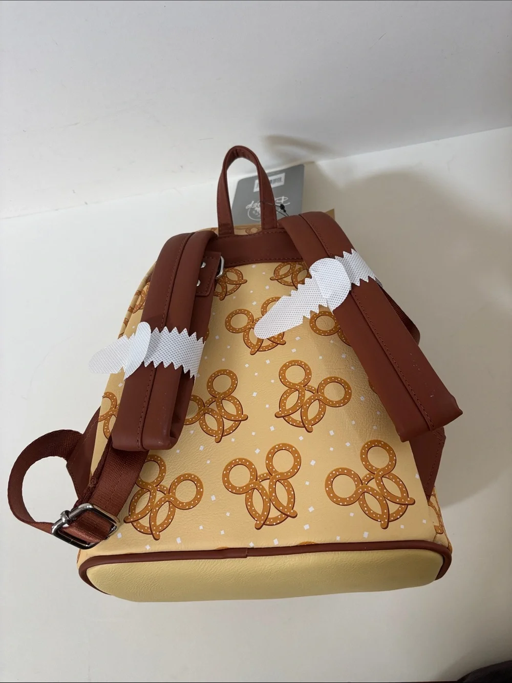 2022 Disney Parks WDW Mickey Mouse Scented Pretzel Loungefly Mini Backpack
